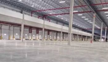 Excelente Galpão para Locação em Cumbica Guarulhos com 23.000m² de área construída Moura Galpões