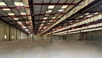 Excelente Galpão para Locação em Potuverá Itapecerica da Serra com 11.296,28m² de área construída Moura Galpões